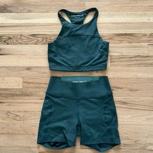 Outdoor Voices Set in Evergreen